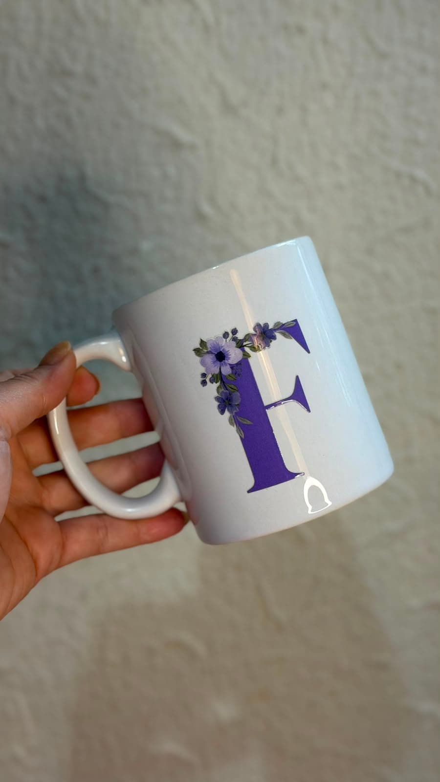 Caneca - Letra F